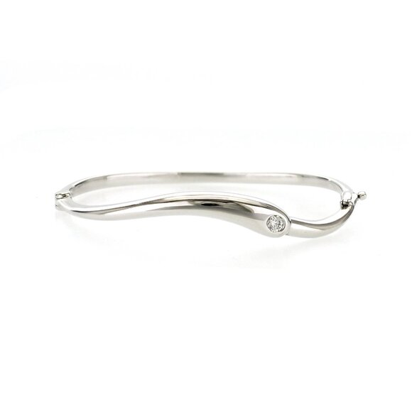 Hearts On Fire 0.18 CT Diamond 18K White Gold Bangle Bracelet Size M 6.25" - Picture 1 of 7